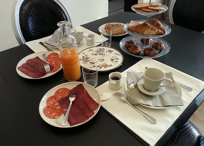 Bed and Breakfast Relais St Jacques - Roanne 4*