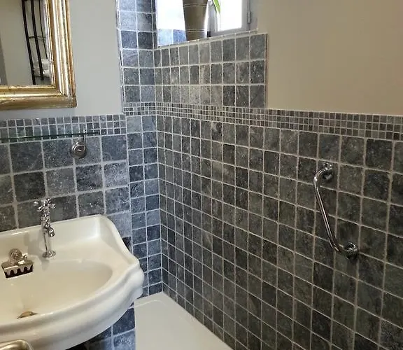 Relais St Jacques - Roanne 4* Saint-Haon-le-Châtel