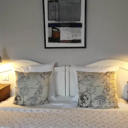 Relais St Jacques - Roanne 4* Saint-Haon-le-Châtel